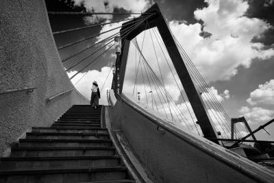 Zur Brücke hin