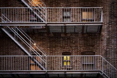 Treppen und Fenster